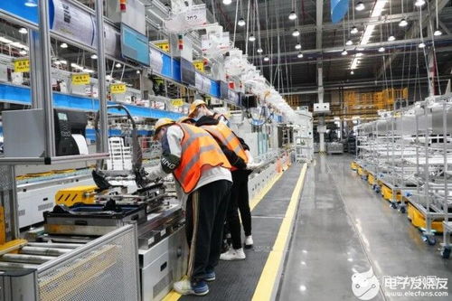 斯坦德機器人助東風(fēng)李爾建設(shè) 智能標桿工廠 ,汽車產(chǎn)業(yè)轉(zhuǎn)型升級